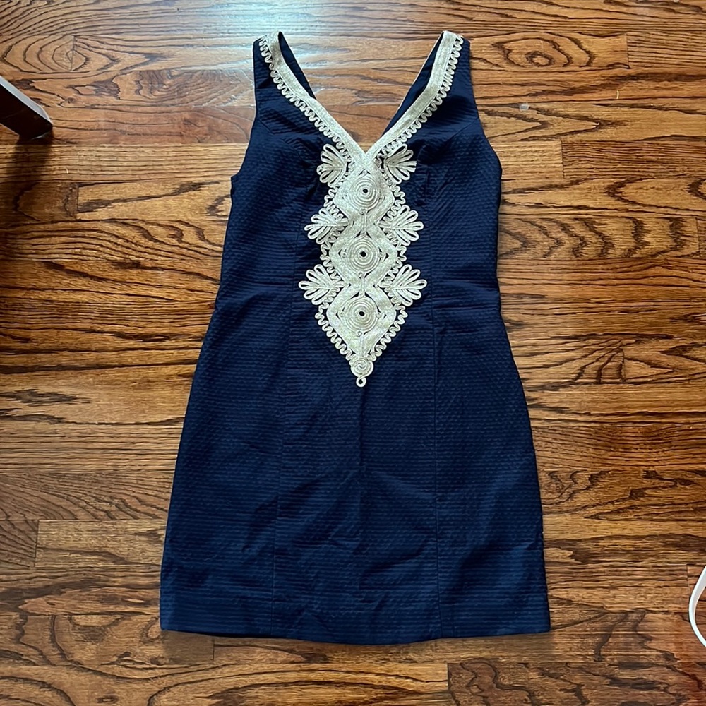 Lilly Pulitzer navy blue dress with gold appliqué